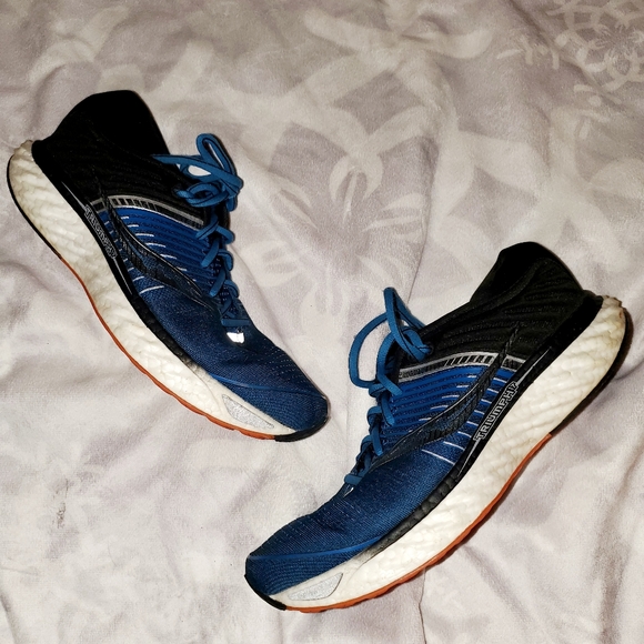 saucony pwrrun